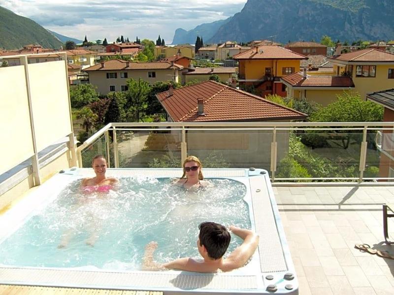 Eco Hotel Bonapace image