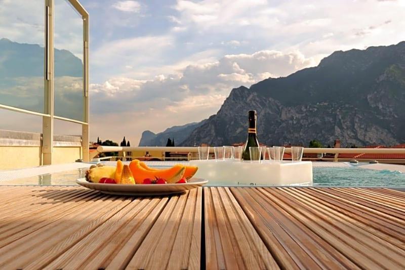 Eco Hotel Bonapace image