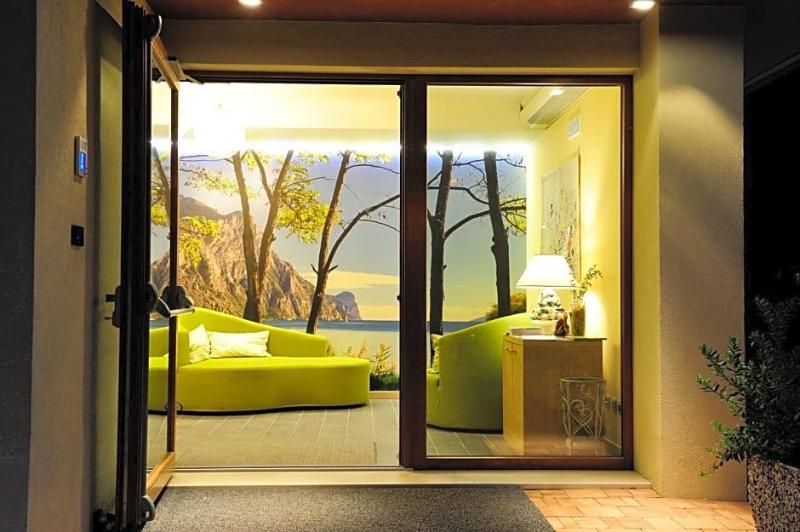 Eco Hotel Bonapace image