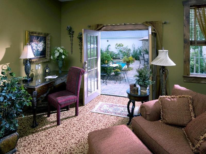 The Inn at Leola Village image