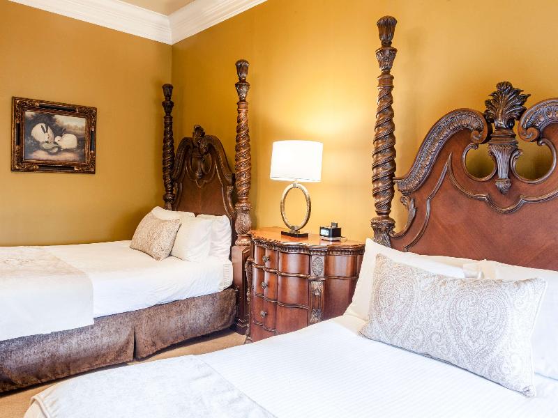 The Inn at Leola Village image
