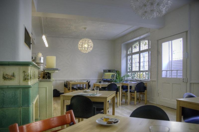 PENSIONSIEBEN Das andere Hotel image