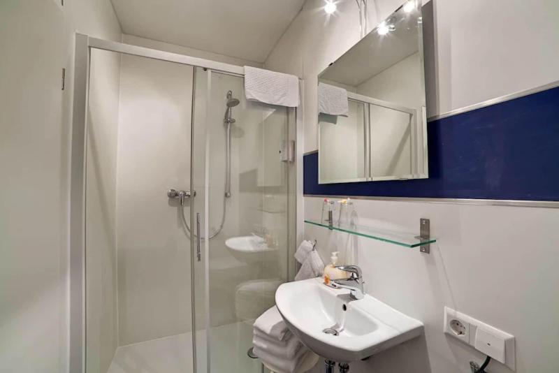 PENSIONSIEBEN Das andere Hotel image