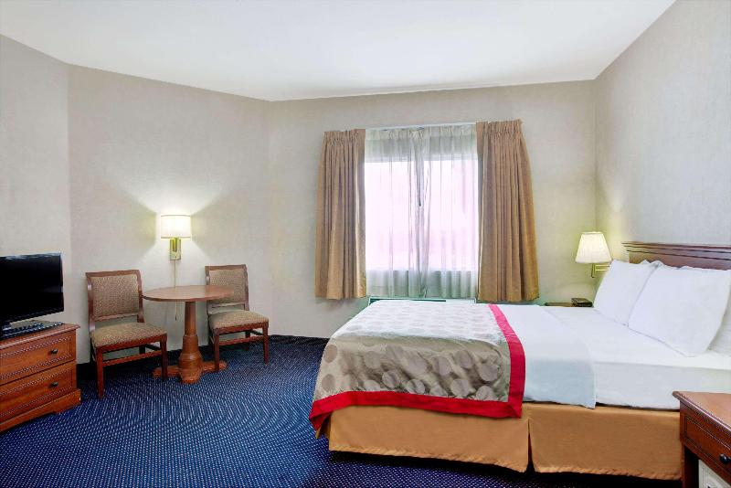 Ramada by Wyndham Hawthorne/LAX image