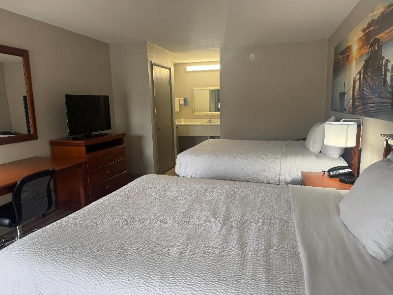 Days Inn by Wyndham Lake City I-10 image