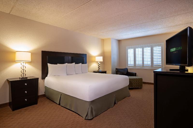 Tropicana Laughlin - A Caesars Rewards image