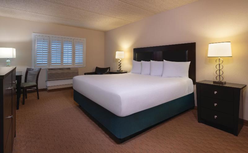 Tropicana Laughlin - A Caesars Rewards image
