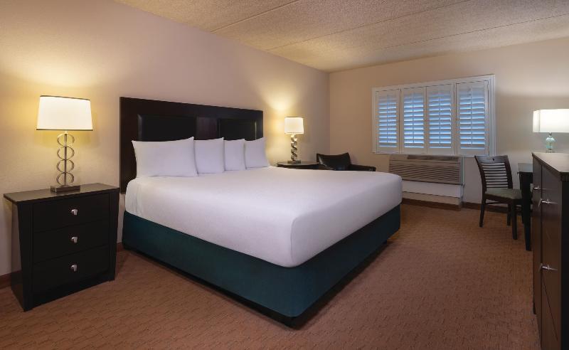 Tropicana Laughlin - A Caesars Rewards image