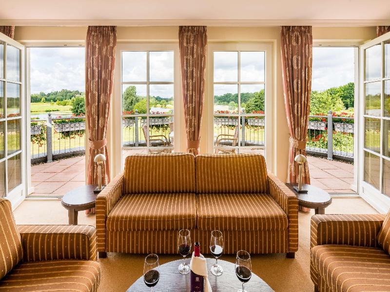 Best Western Premier Castanea Resort image