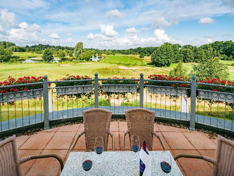 Best Western Premier Castanea Resort image