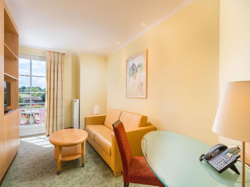 Best Western Premier Castanea Resort image
