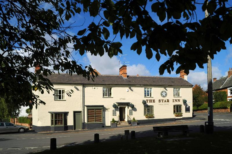 The Star Inn 1744 image