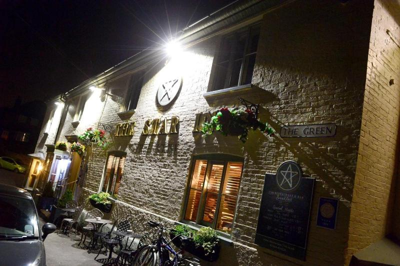 The Star Inn 1744 image