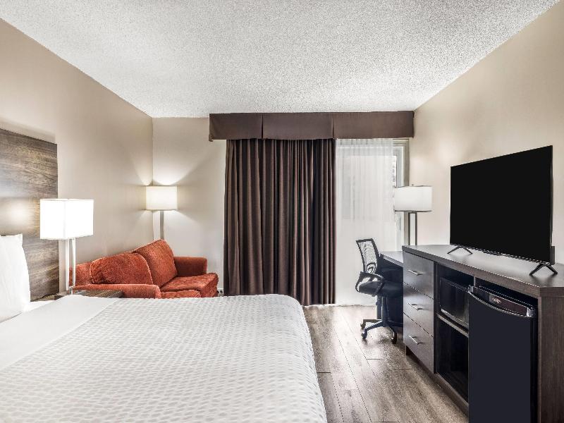 Days Inn by Wyndham London image
