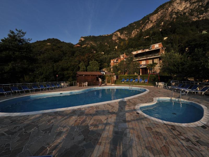 Residence Hotel Maxi image