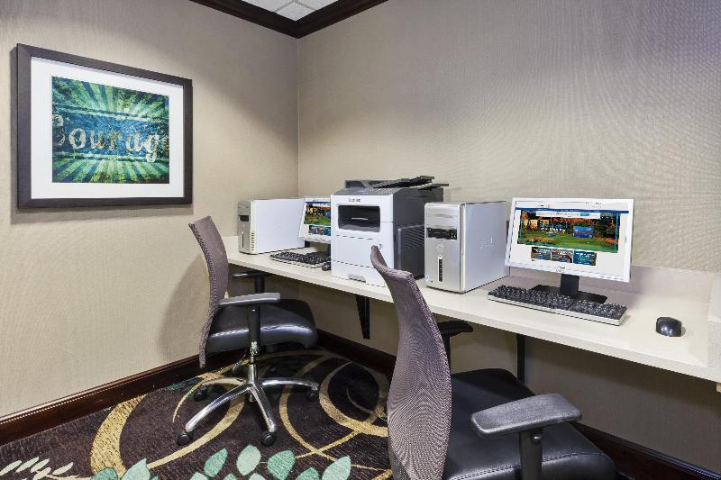 Staybridge Suites Lansing-Okemos