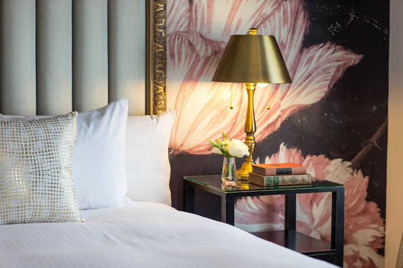 Culver Hotel image