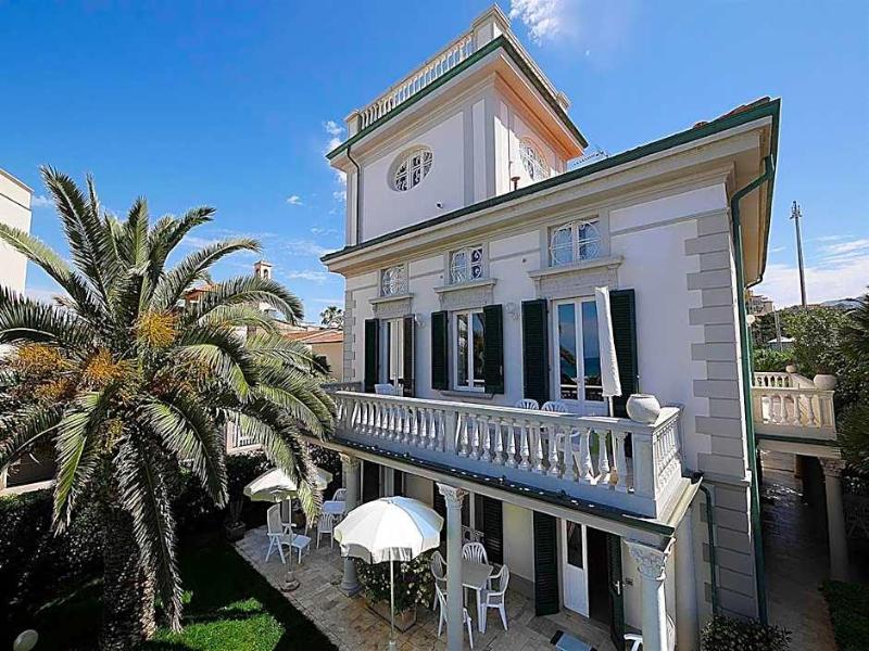 Villa Piani image