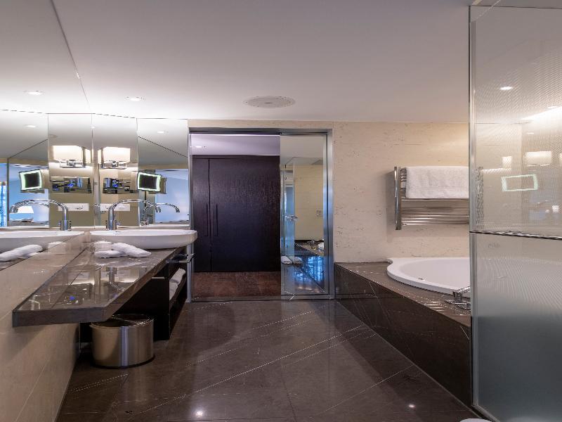 Royal Savoy Hotel & Spa image