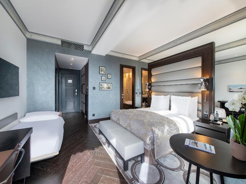 Royal Savoy Hotel & Spa image