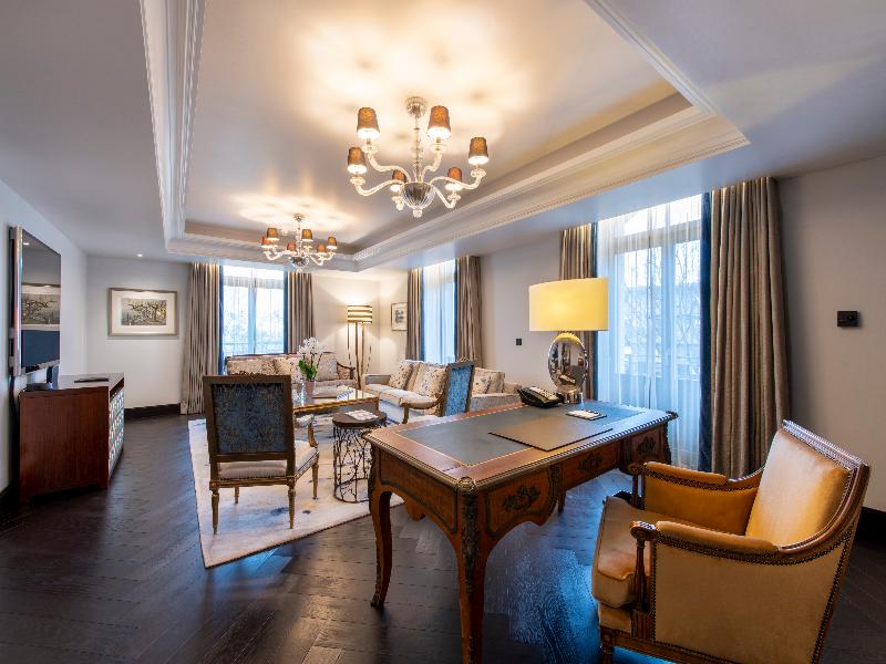 Royal Savoy Hotel & Spa image