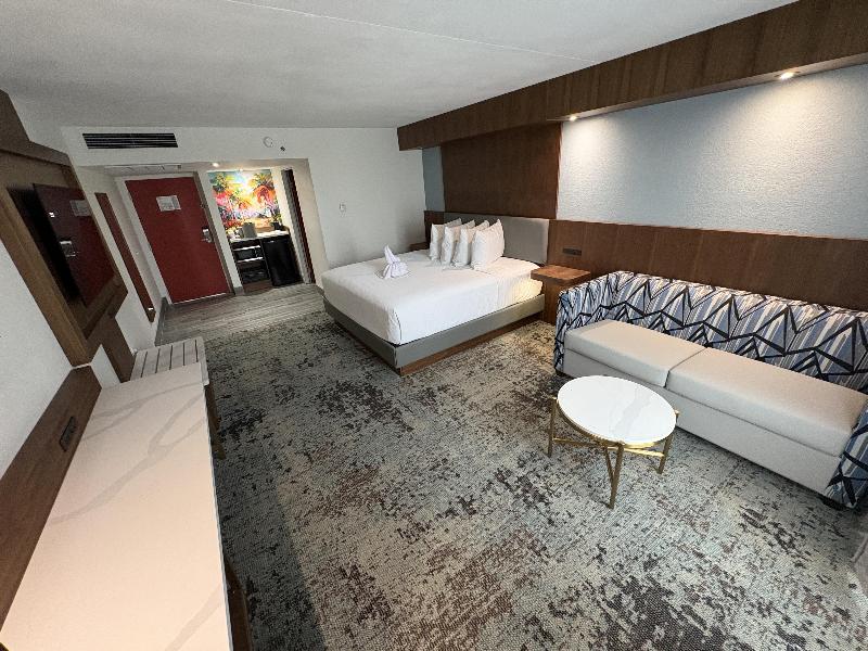 Best Western Premier Lakeland North image