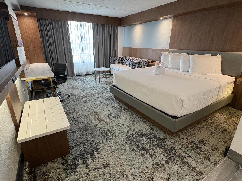 Best Western Premier Lakeland North image