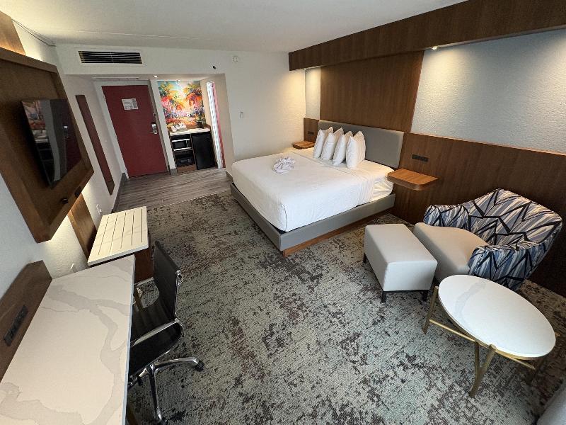 Best Western Premier Lakeland North image