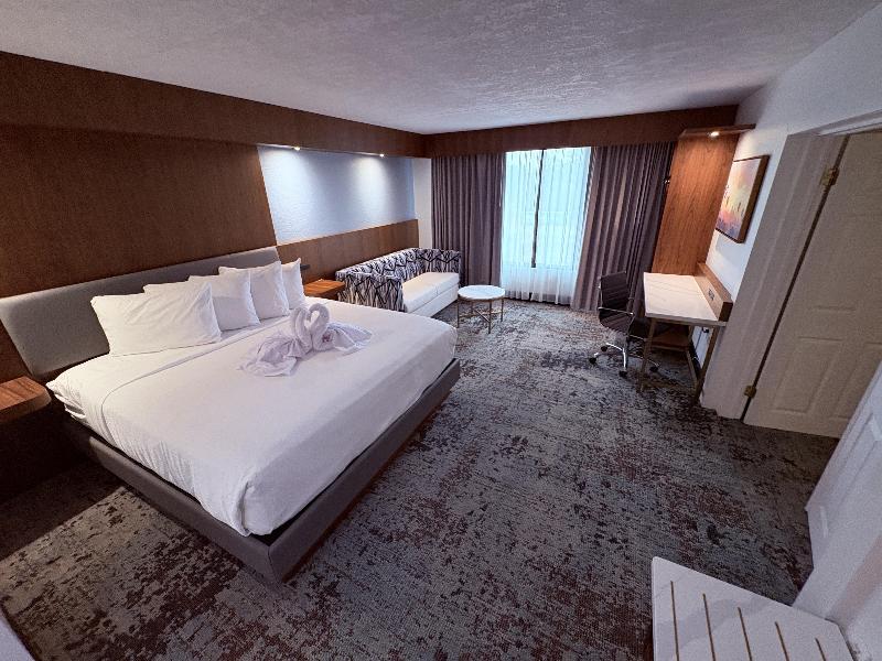 Best Western Premier Lakeland North image