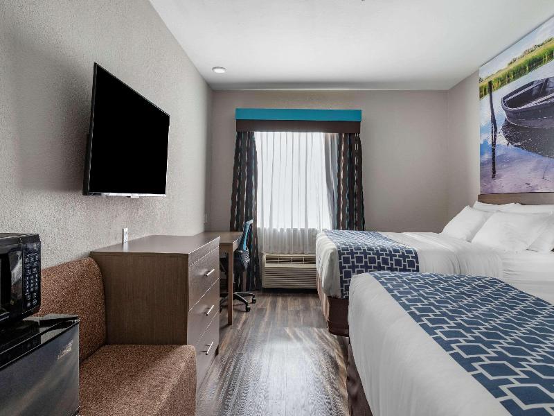 Clarion Pointe Sulphur - Lake Charles image