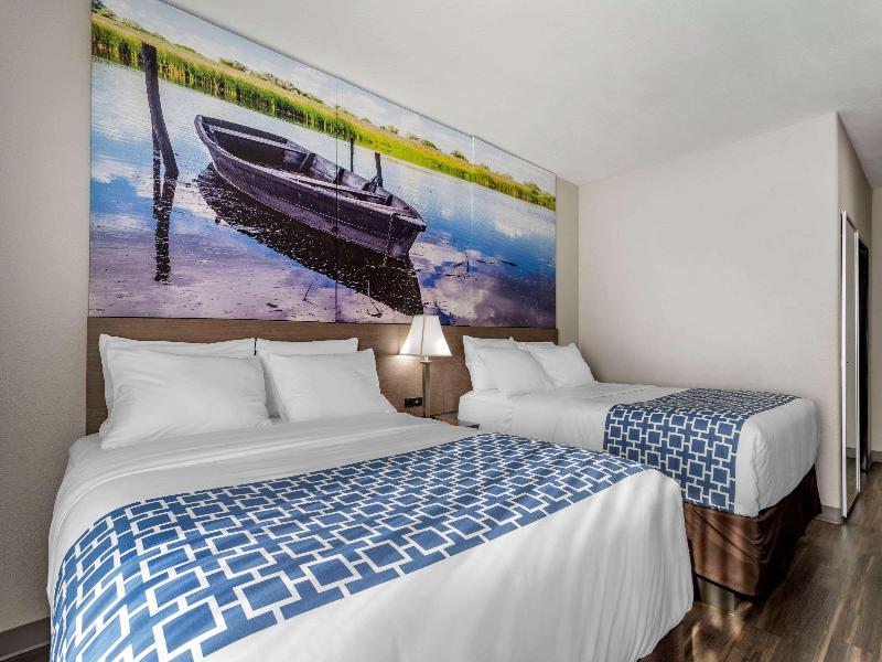 Clarion Pointe Sulphur - Lake Charles image