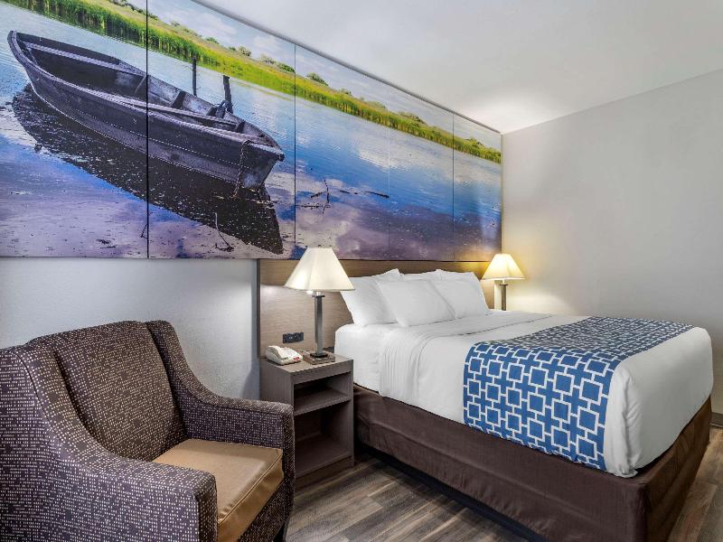 Clarion Pointe Sulphur - Lake Charles image