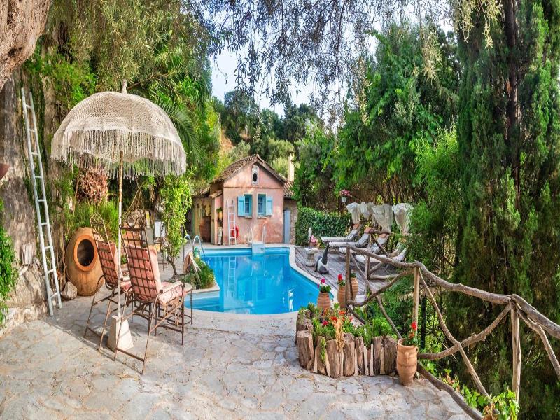 Pavezzo Country Retreat image