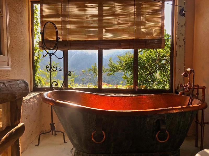 Pavezzo Country Retreat image