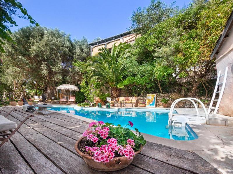 Pavezzo Country Retreat image