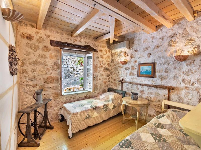 Pavezzo Country Retreat image