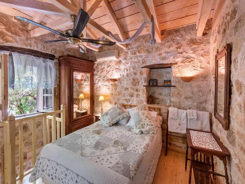 Pavezzo Country Retreat image