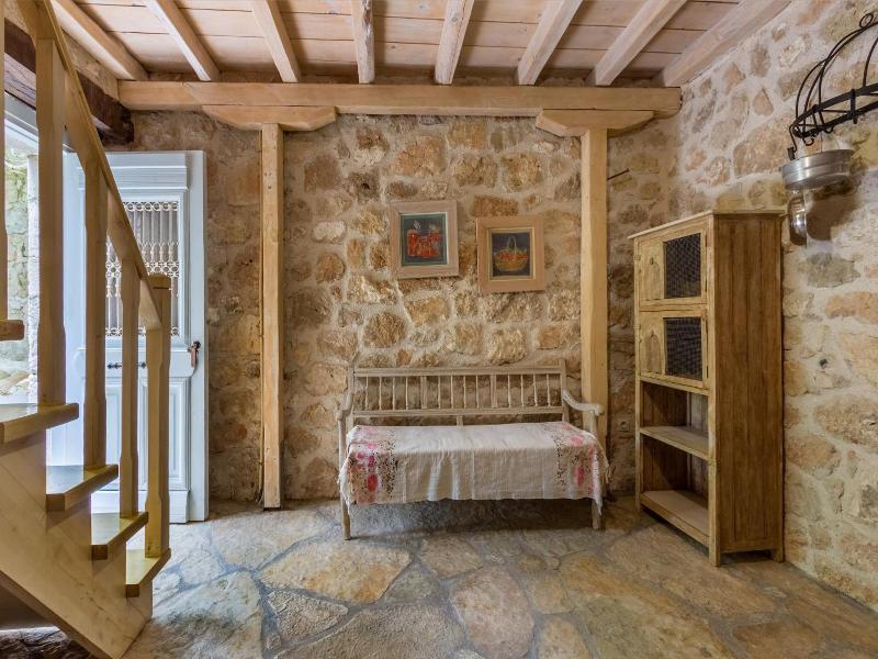 Pavezzo Country Retreat image