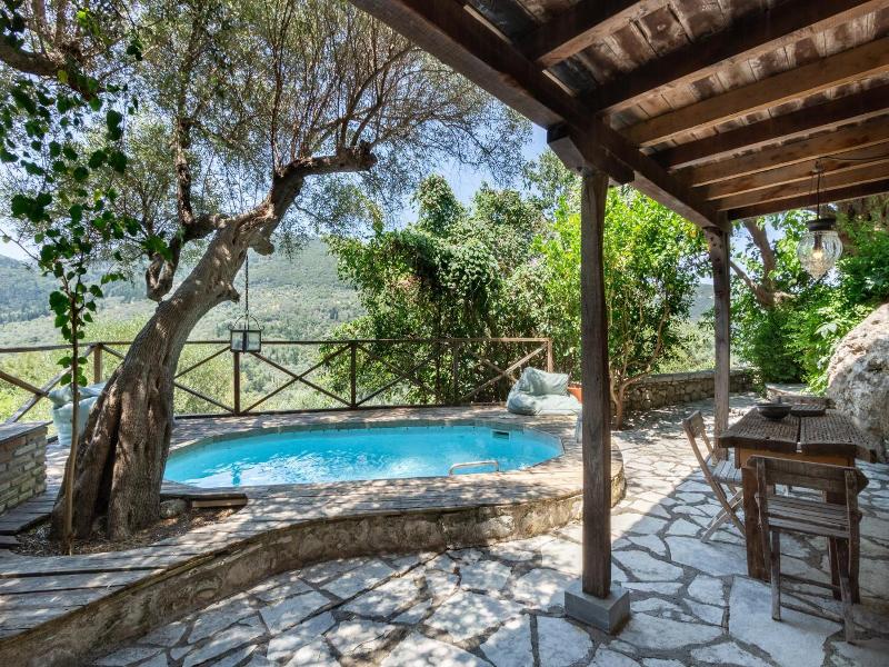 Pavezzo Country Retreat image