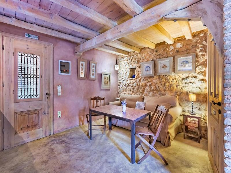 Pavezzo Country Retreat image