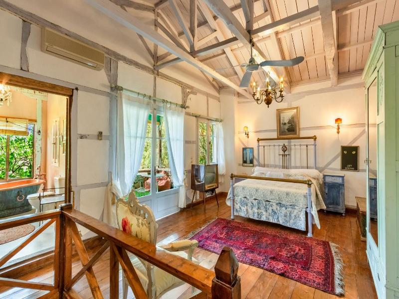 Pavezzo Country Retreat image