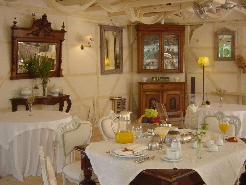 Pavezzo Country Retreat image