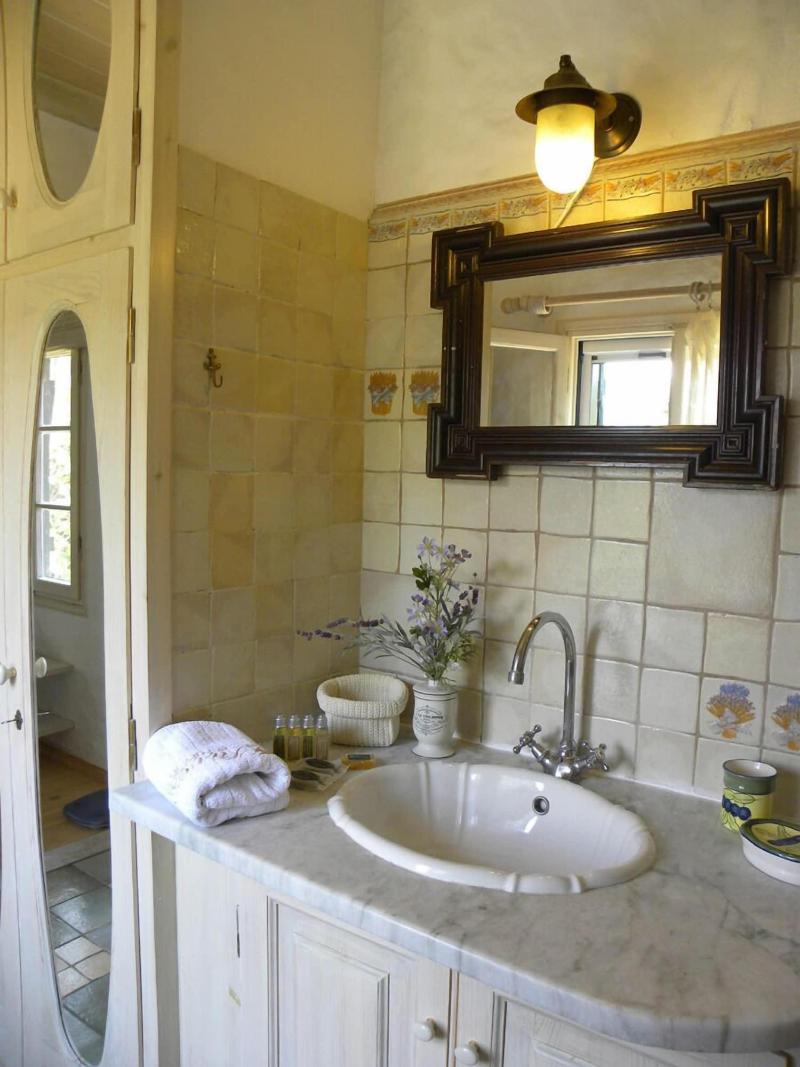 Pavezzo Country Retreat image