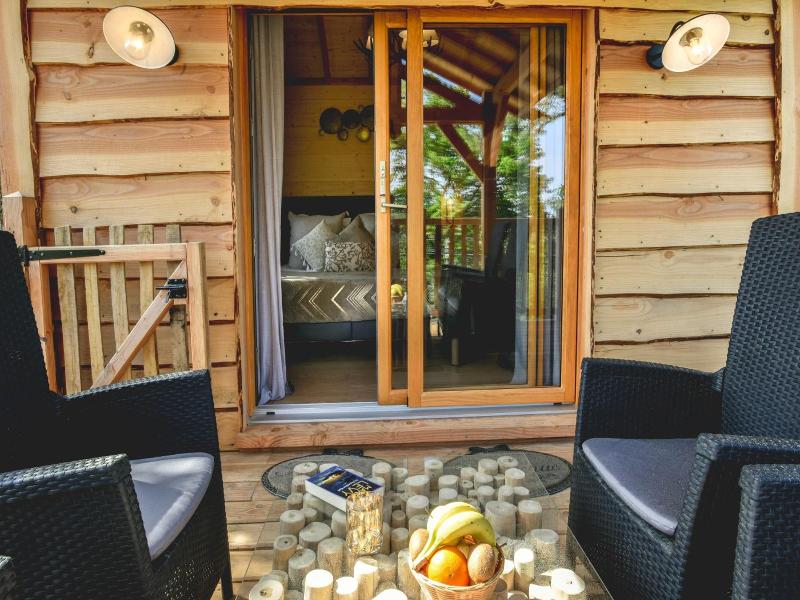 Logis Hôtel Emeraude des Bois image