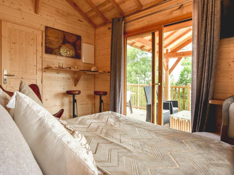 Logis Hôtel Emeraude des Bois image