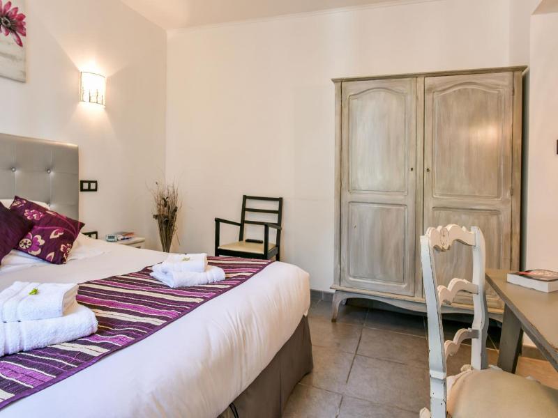 Logis Hôtel Emeraude des Bois image