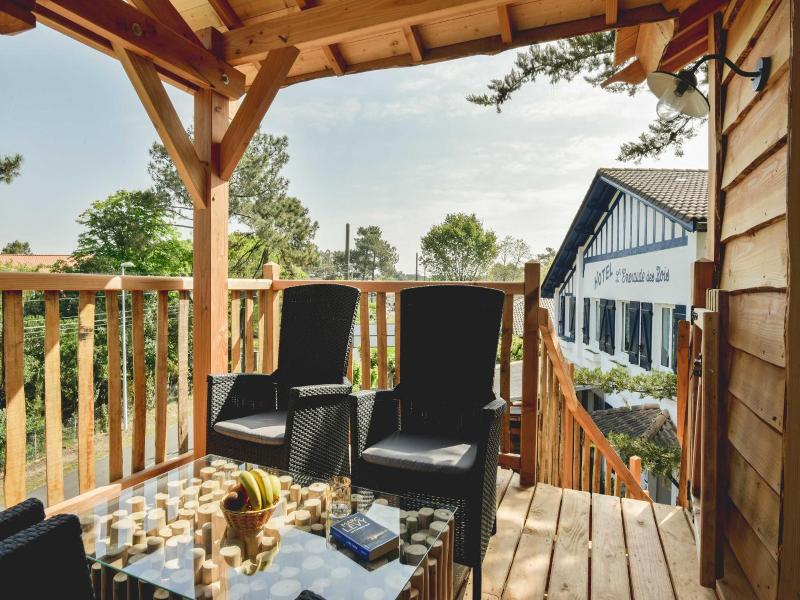 Logis Hôtel Emeraude des Bois image