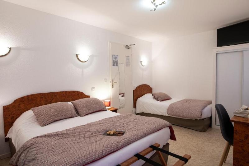 Logis Hotel Chez Germaine image