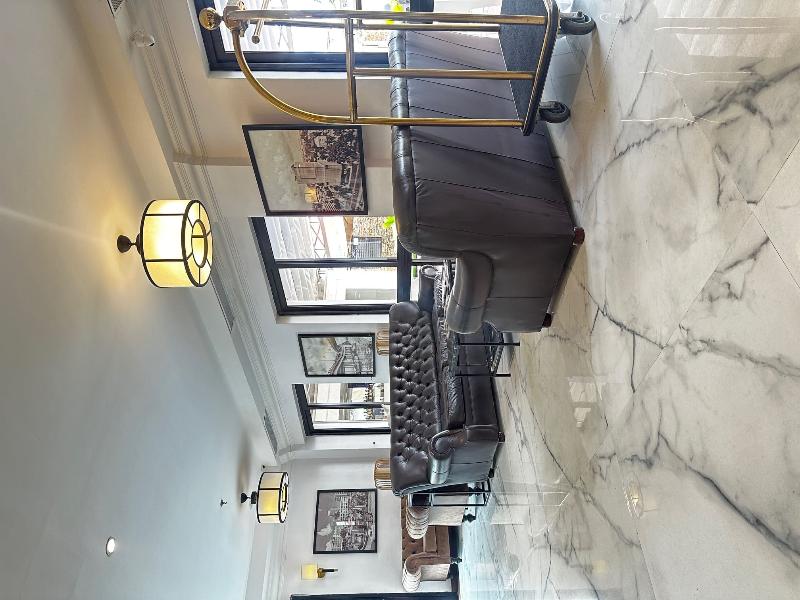 Victoria Crown Plaza Hotel image