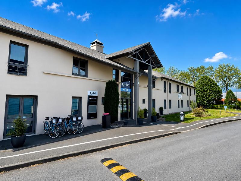 Kyriad Hotel La Fleche image
